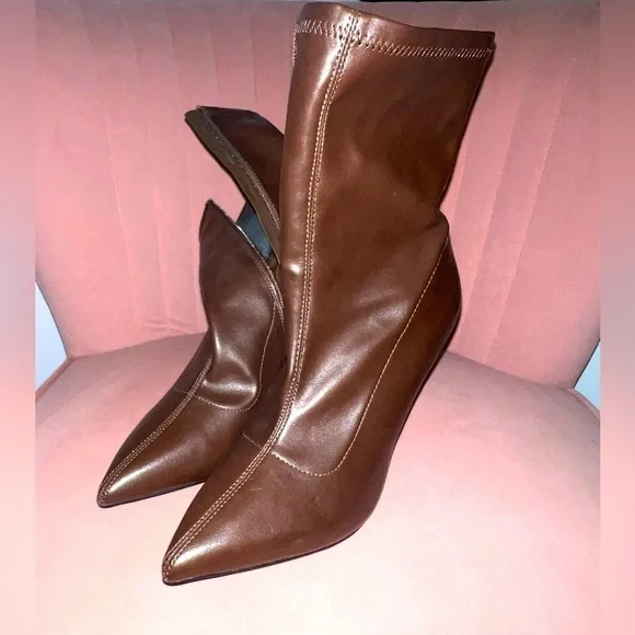 Forever 21 Shoes Faux Leather Zipup Boots Good Condition